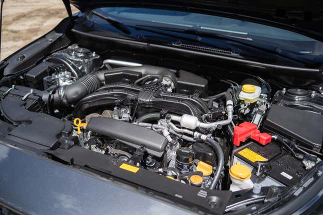 Imagen para el artículo titulado El Subaru Impreza 2024 me hace desear un WRX Hatchback